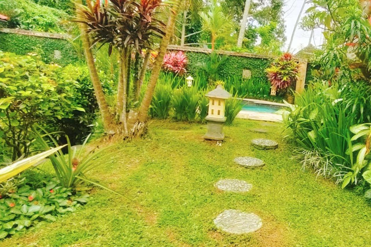 Tropical Deluxe Infinity Pool Cyn * Ubud (Bali)