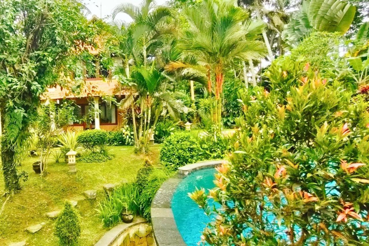 Tropical Deluxe Infinity Pool Cyn * Ubud (Bali)