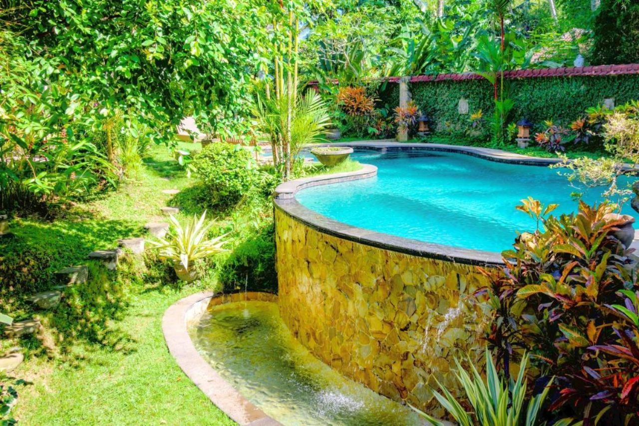 Tropical Deluxe Infinity Pool Cyn Wisma tamu Ubud (Bali)